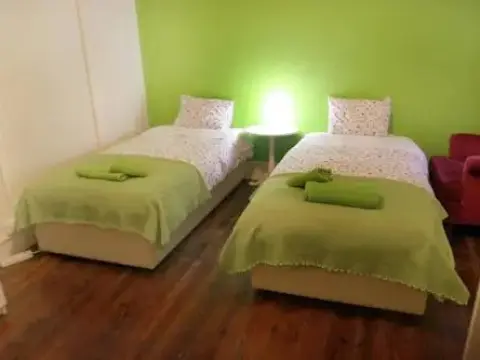 Elias Garcia Residence - Photo 2