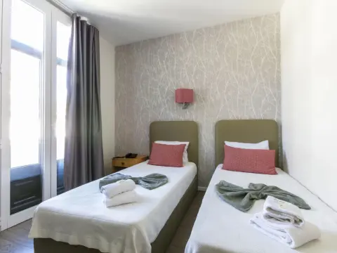 Guest House Porto Clerigus - Photo 4