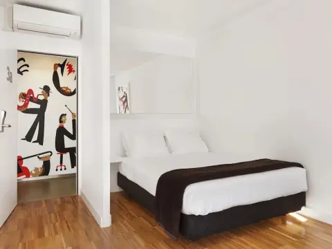 Hello Lisbon Bairro Alto Apartments - Photo 4