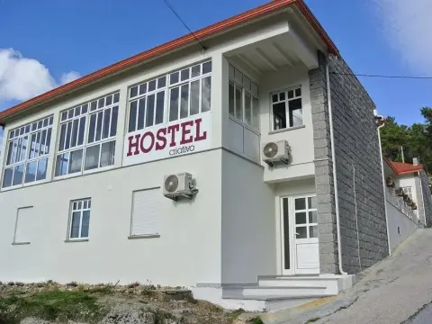 Hostel Criativo do Sabugueiro - Photo 1