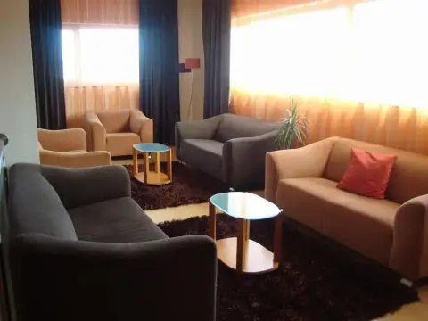 Hotel Albergaria Borges - Photo 2