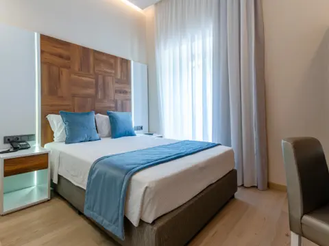 Hotel Avenida Park - Photo 3