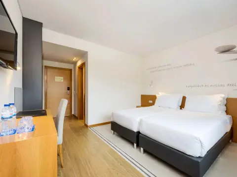 Hotel Nova Leiria - Photo 4