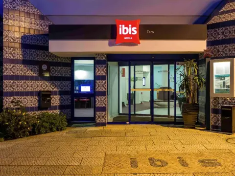 ibis Faro Algarve - Photo 1