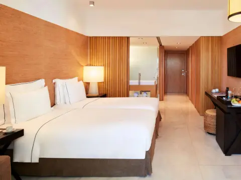 Victoria Golf Resort and Spa - Photo 4