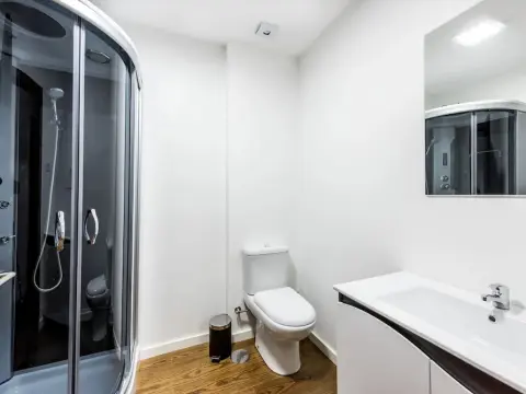 Lounge Inn Guest House - Photo 2