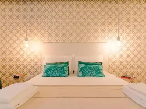 Loving Chiado - Photo 2