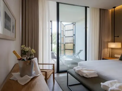 Lusitano Garden Villas - Photo 2