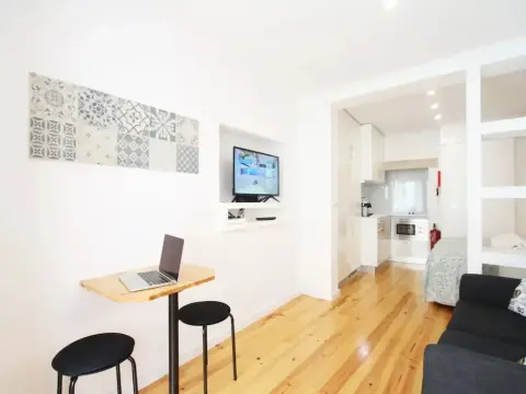 Martim Vaz Design by Apartments Alfama - Photo 2