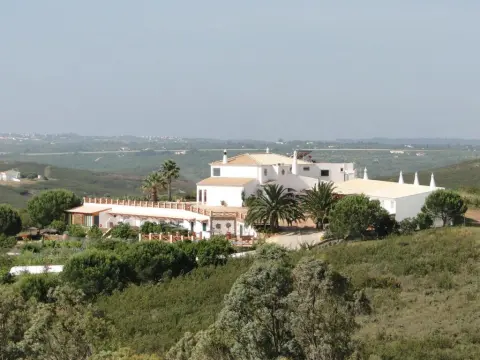 Monte da Bravura Green Resort - Photo 1