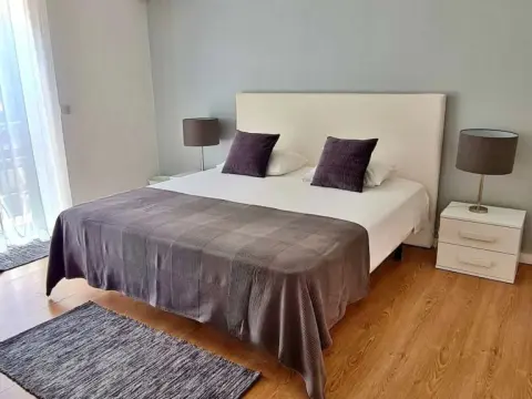 Moro's Friends House - Photo 4