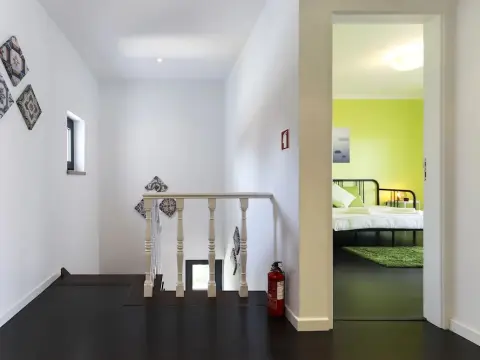 Parede Villa With Pool by Homing - Photo 2