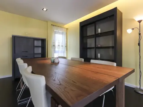 Parede Villa With Pool by Homing - Photo 3