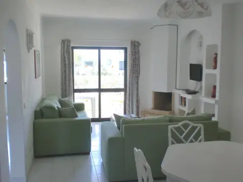 Ponta Grande Carvoeiro - Photo 2