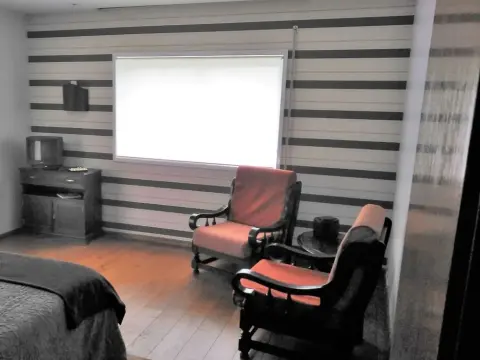 Portohall Beach & Hot Tub - Photo 2