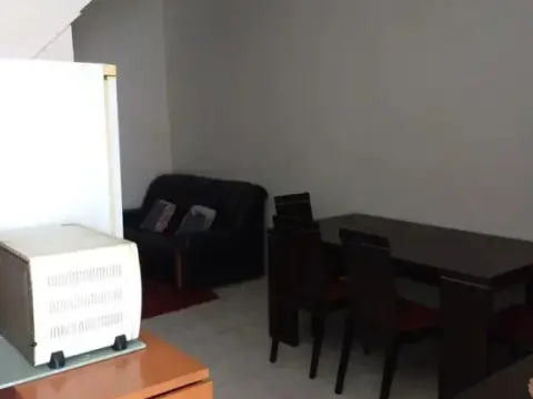 Sam House - Photo 2