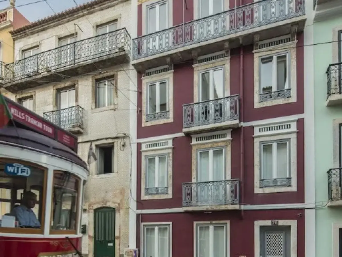 Santos Apartments by Linc