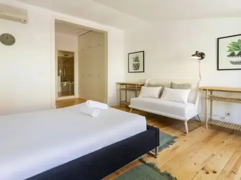 Santos Apartments by Linc - Photo 3