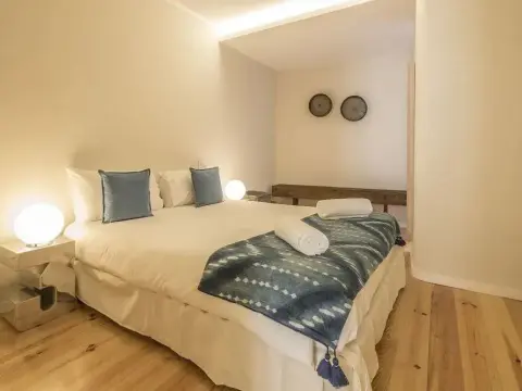 Santos Apartments by Linc - Photo 4