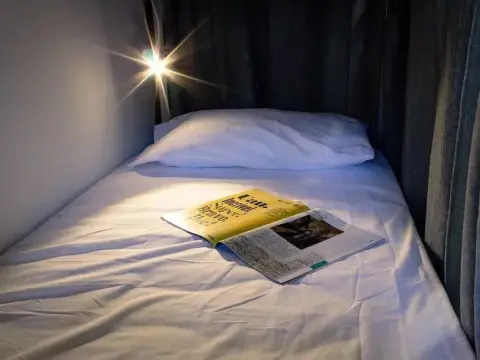 Suave Lisboa Hostel - Photo 3