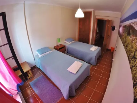 Supertubos Beach Hostel - Photo 4