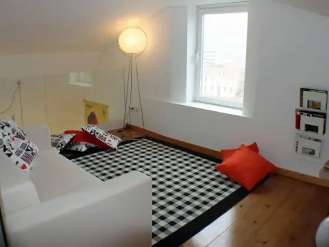 The Elevator Hostel - Photo 3