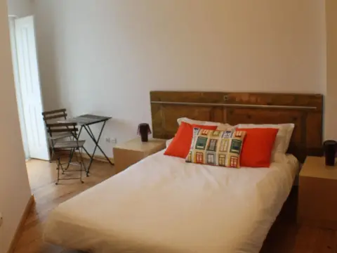 The Elevator Hostel - Photo 4