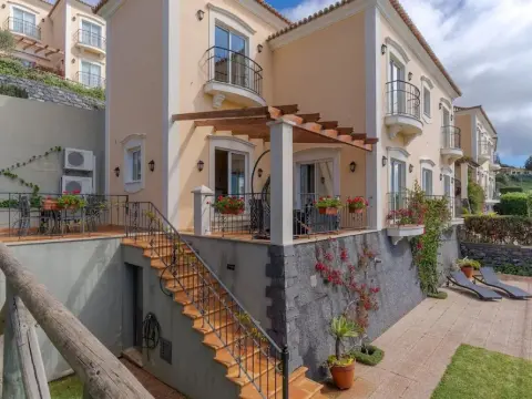 Villa Bougainvillea - Photo 1