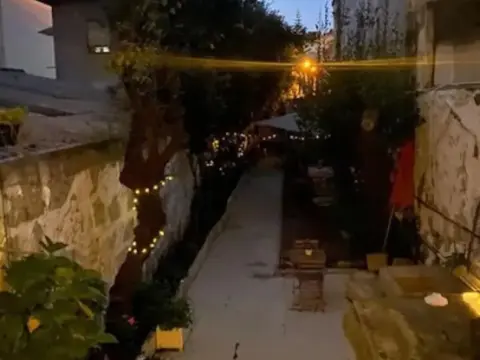 Yellow House - Deluxe Double Room With Bunk bed in Porto - Photo 3