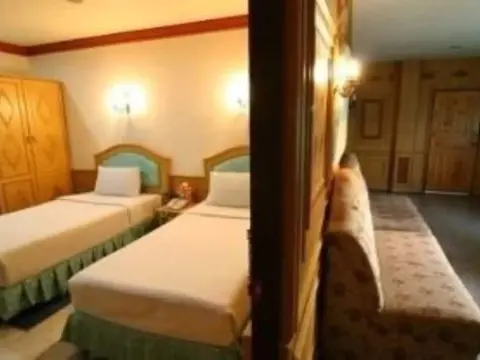 13 Coins Airport Grand Resort - Photo 3