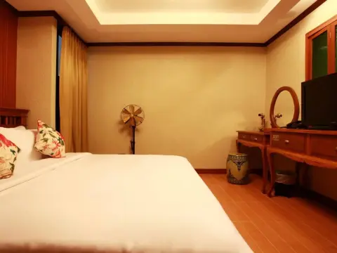 9w Boutique Studio - Photo 3