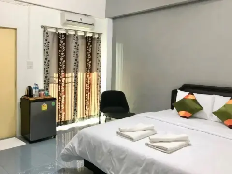 ADA Apartment - Photo 1