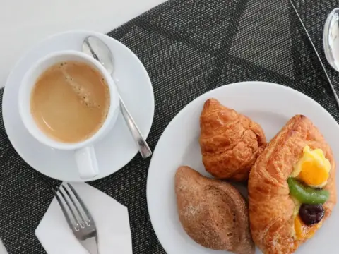 Admiral Suites Executive Serviced Apartment - фото 4