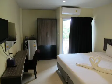 Airy Suvarnabhumi Hotel - Photo 3