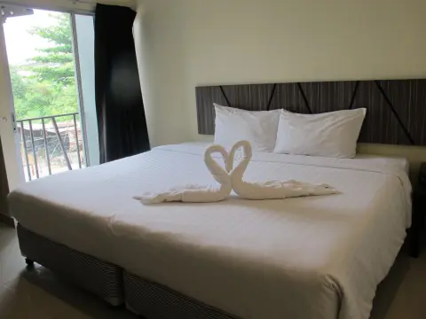 Airy Suvarnabhumi Hotel - Photo 4