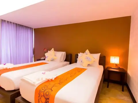 All Together Suite - Photo 4