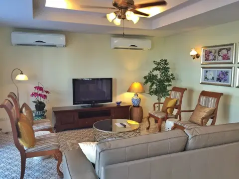 Amornphantvilla Resort Rayong - Photo 1