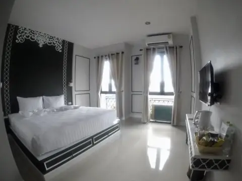 Anakin Boutique Hotel - Photo 4