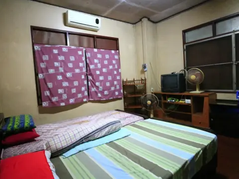Anurak Guesthouse - Photo 1