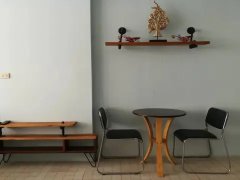 Apple Guesthouse - Photo 2