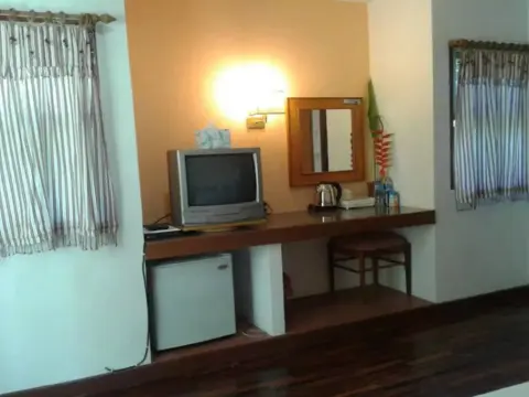 Arcadian Resort - Photo 3