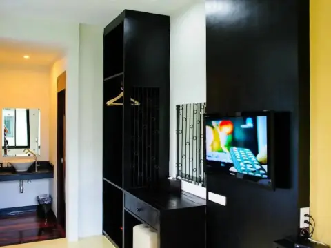 Aroonsawad Riverview Resort - Photo 3