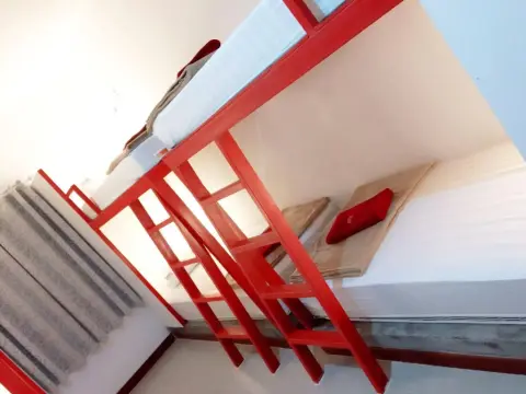 Asleep Hostel - Photo 2