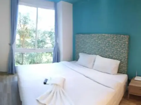 Atlantis Condo by Sompong - Photo 3