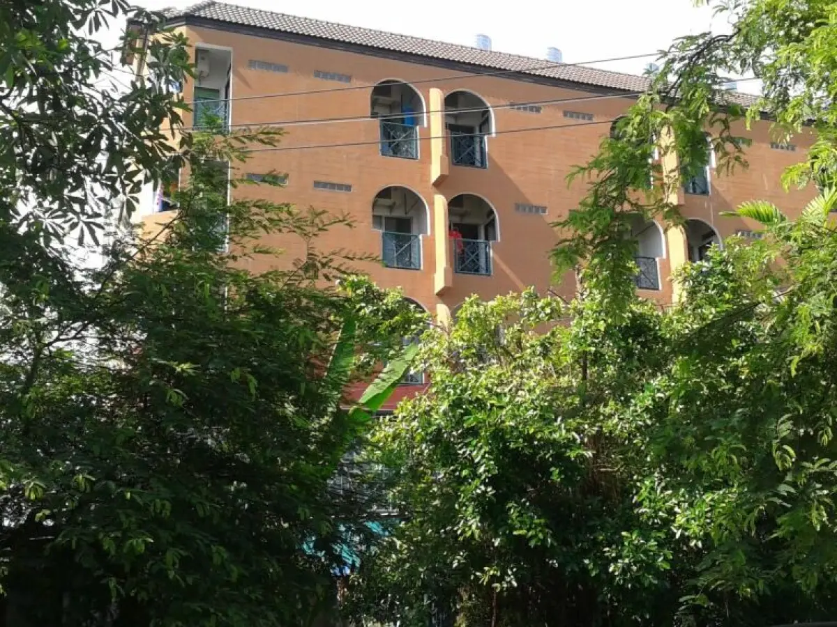 Baan Khun Mae Apartment