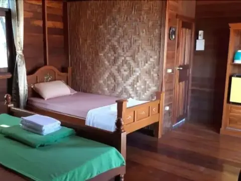 Baan Lee Bungalows - Photo 1