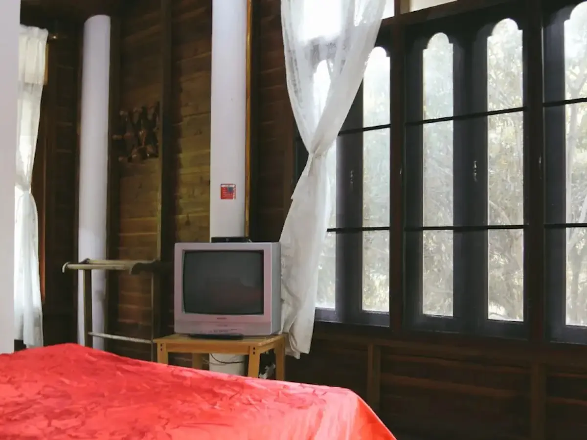 Baan LoyLom SuanAmphawa