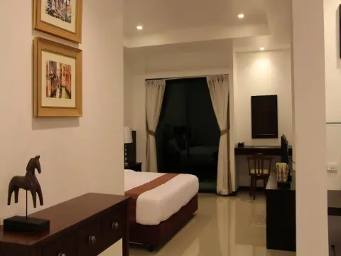 Baan Nan Hotel - Photo 2