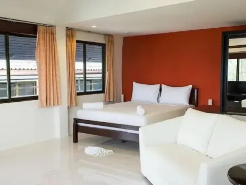 Baan Natacha Beachfront Guesthouse - Foto 1