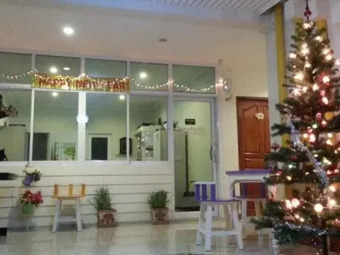Baan Thip Hotel - Photo 2